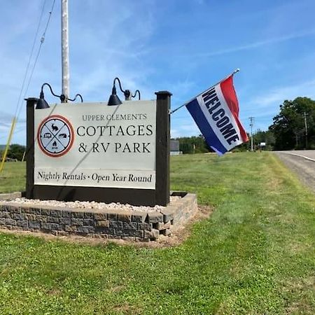 Upper Clements Cottages & Rv Park Annapolis Royal Exterior foto