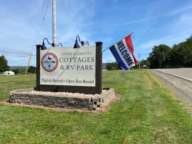 Upper Clements Cottages & Rv Park Annapolis Royal Exterior foto