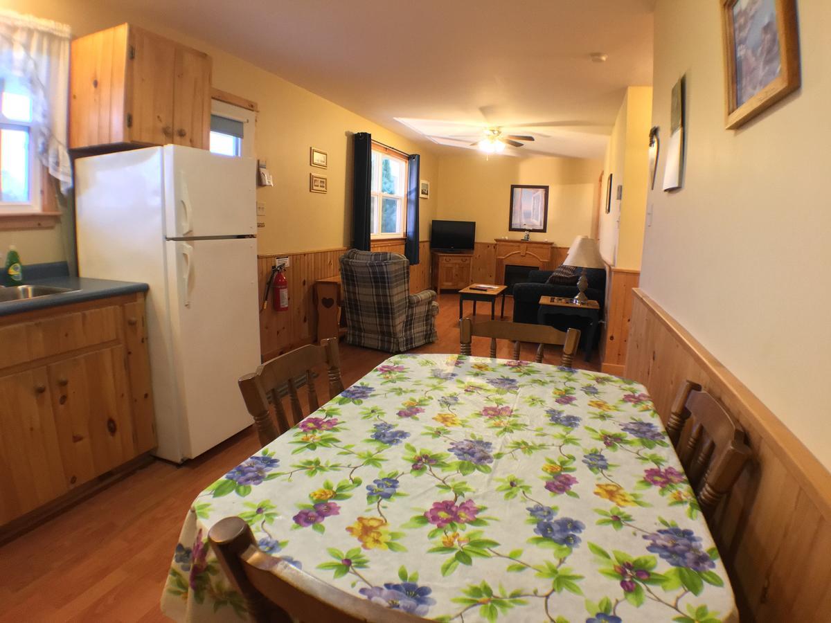 Upper Clements Cottages & Rv Park Annapolis Royal Exterior foto